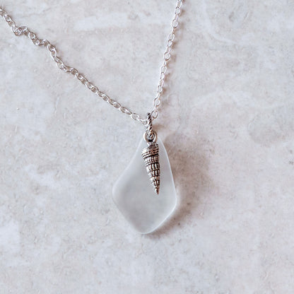 AUGER SHELL AND GLASS CHARM NECKLACE | SILVER PLATED