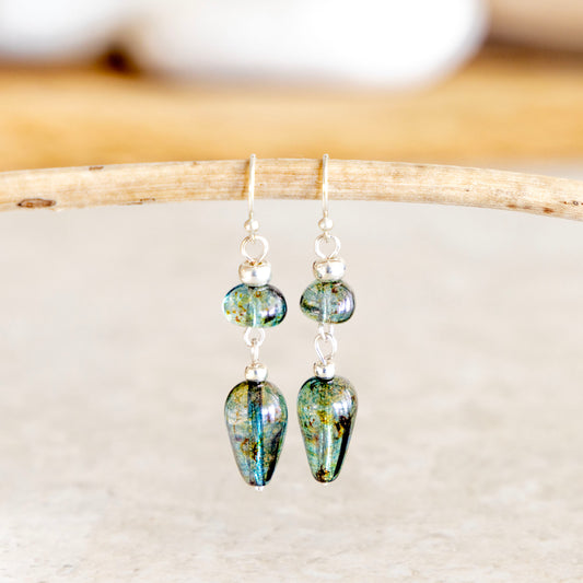 LUSTROUS GREEN TEARDROP DANGLE EARRINGS | SILVER PLATED