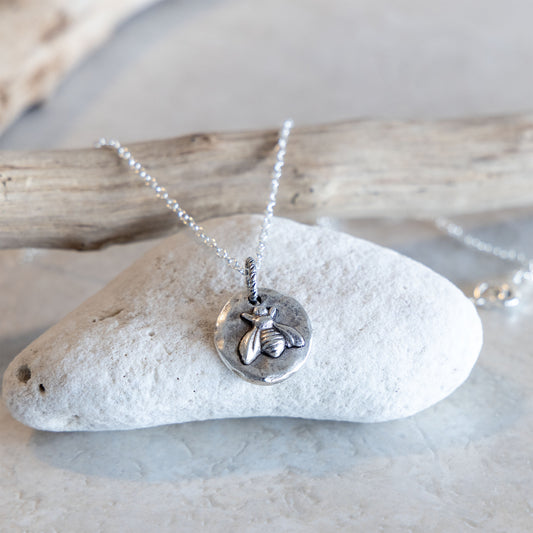 BEE COASTAL CHARM NECKLACE | SILVER PLATED