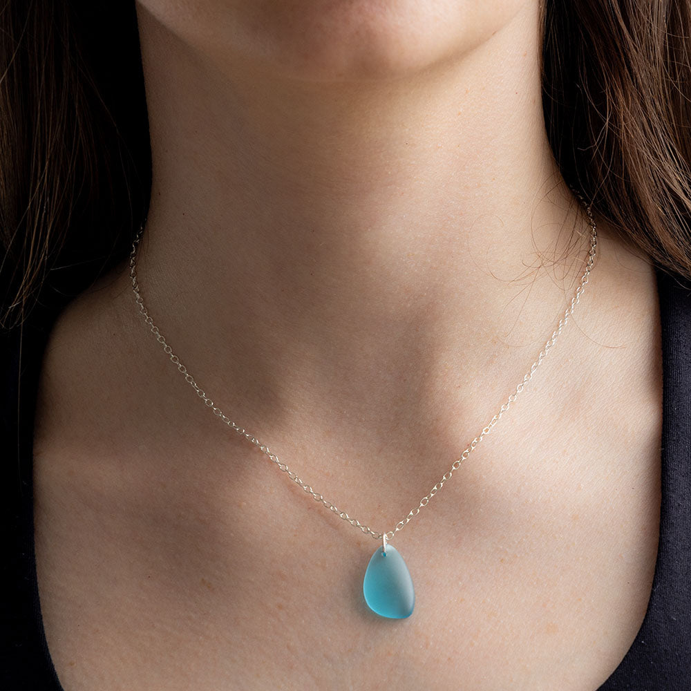 LIGHT TURQUOISE COASTAL GLASS NECKLACE | SILVER PLATED