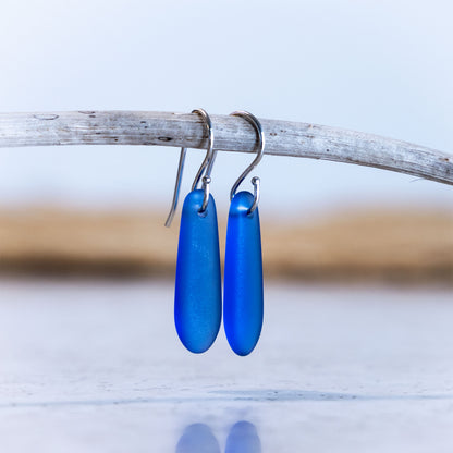 SKY BLUE TEARDROP COASTAL GLASS EARRINGS | STERLING SILVER