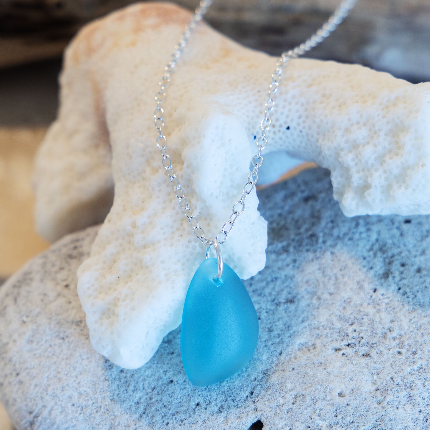 LIGHT TURQUOISE COASTAL GLASS NECKLACE | SILVER PLATED
