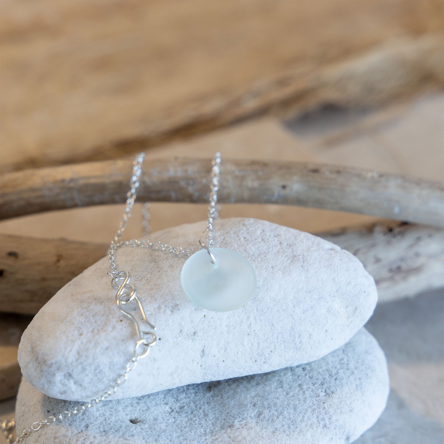 SILVER PLATED COASTAL GLASS NECKLACE - LIGHT AQUA CIRCLE