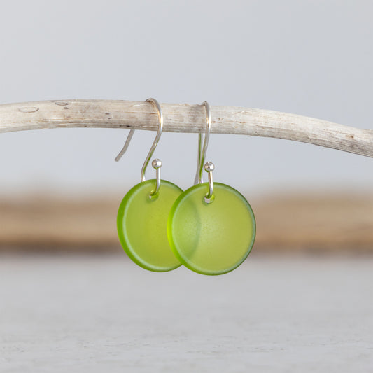 OLIVE CIRCLE COASTAL GLASS EARRINGS | SILVER PLATED