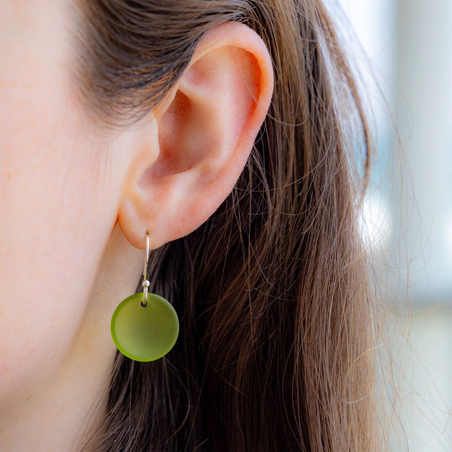 OLIVE CIRCLE COASTAL GLASS EARRINGS | SILVER PLATED