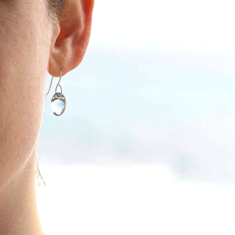 BLUE LUSTER OVAL GLASS ULTRALIGHT EARRINGS | STERLING SILVER