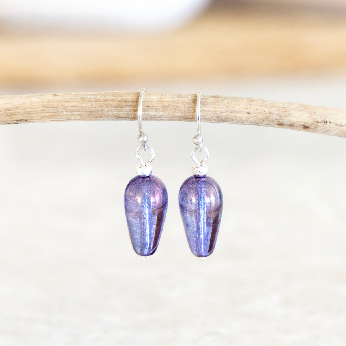 LUMINOUS PURPLE GLASS TEARDROP EARRINGS | SILVER PLATED