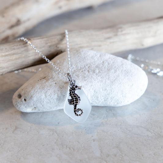 SEAHORSE AND GLASS CHARM NECKLACE | SILVER PLATED