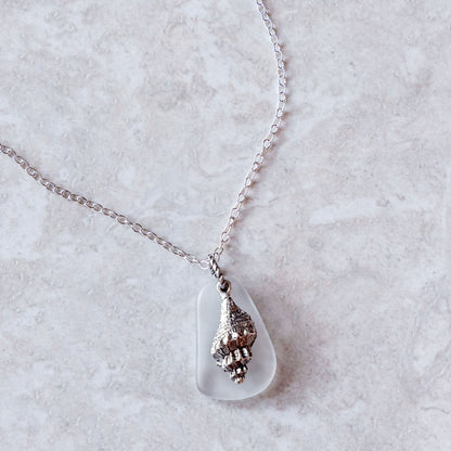 TRUMPET SHELL AND GLASS CHARM NECKLACE | SILVER PLATED