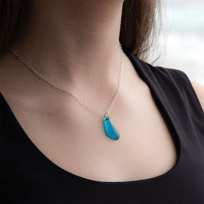 TEAL PENDANT COASTAL GLASS NECKLACE | SILVER PLATED