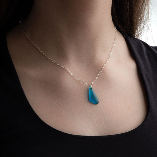 TEAL PENDANT COASTAL GLASS NECKLACE | SILVER PLATED