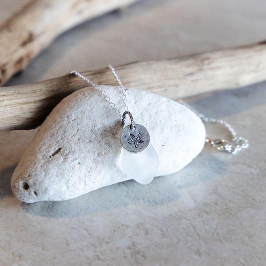 TINY STARFISH AND GLASS CHARM NECKLACE | SILVER PLATED