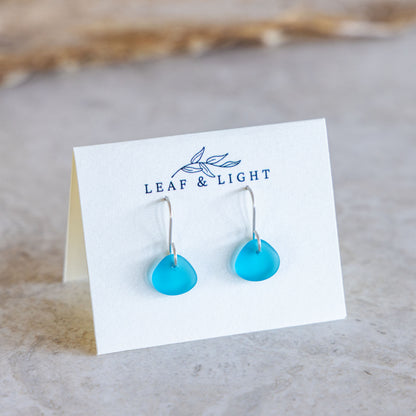 TURQUOISE COASTAL GLASS DROP EARRINGS | STERLING SILVER